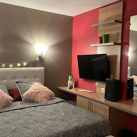 Studio Piscine Le Natureva By 8H Apartment