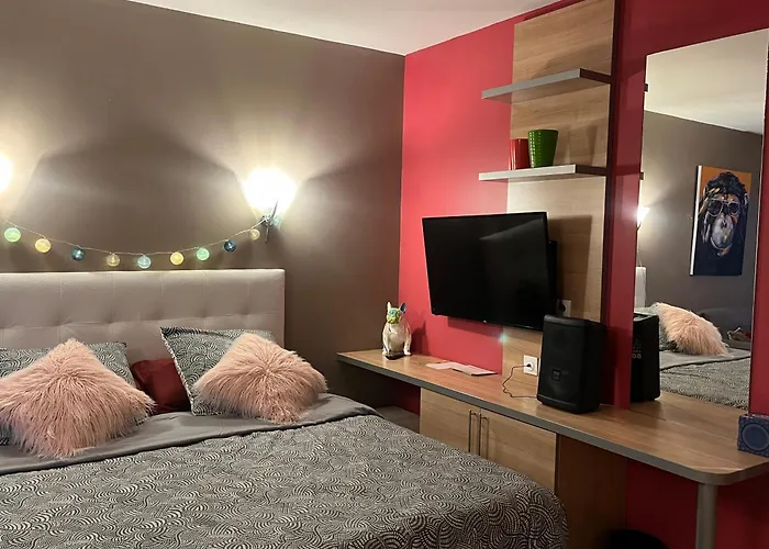 Studio Piscine Le Natureva By 8H Daire